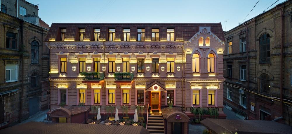 Hotel 19 Kharkiv Eksteriør bilde