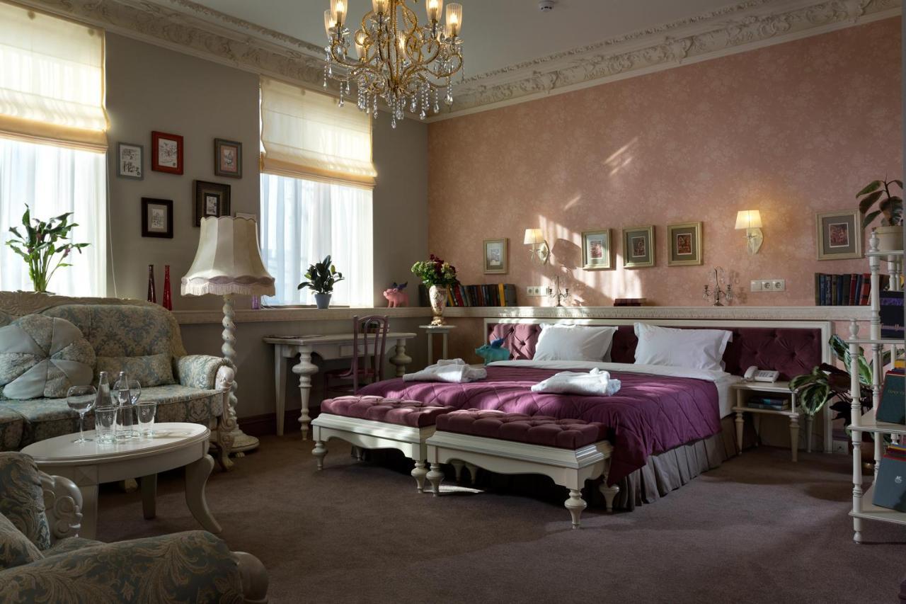 Hotel 19 Kharkiv Eksteriør bilde