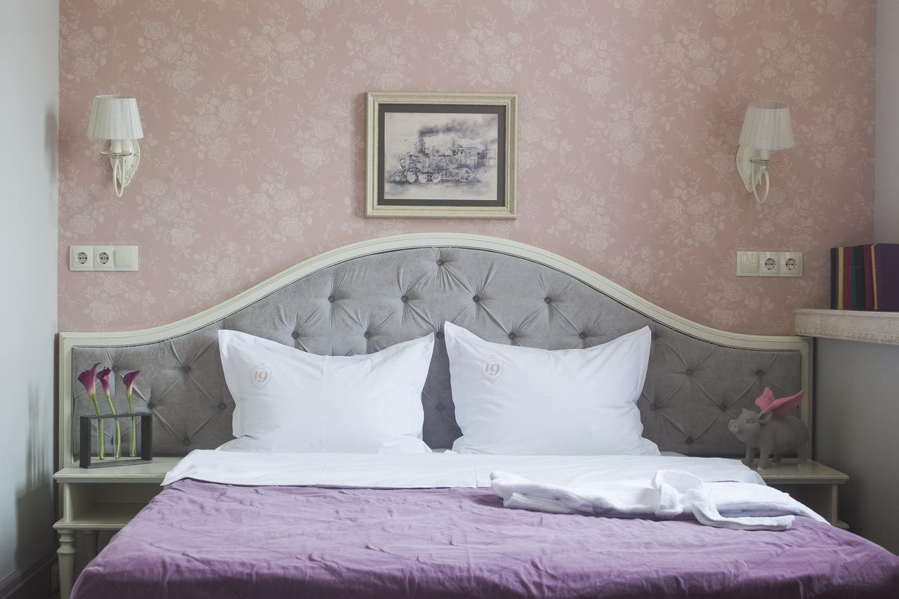 Hotel 19 Kharkiv Eksteriør bilde