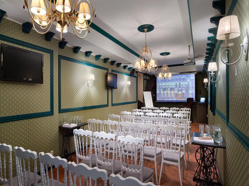 Hotel 19 Kharkiv Eksteriør bilde